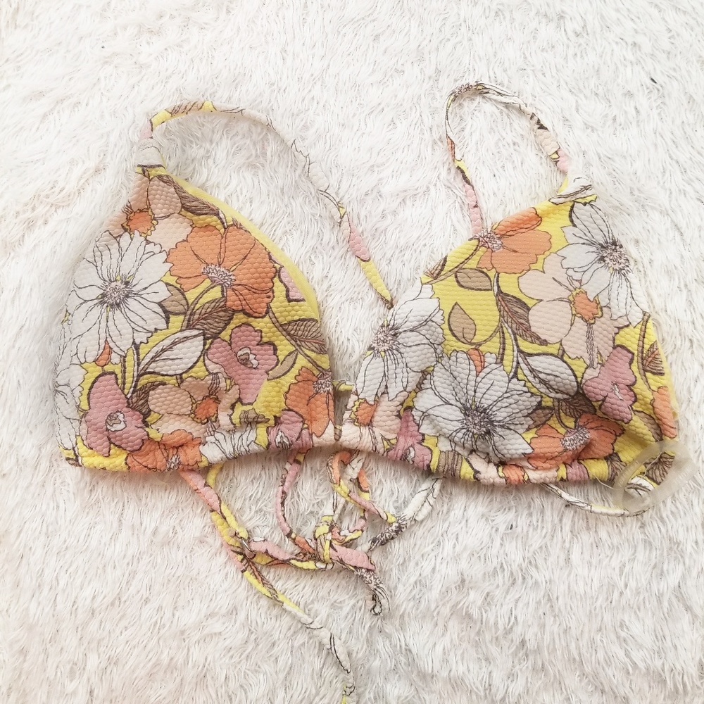 🌸Floral Triangle Bikini Top🌸